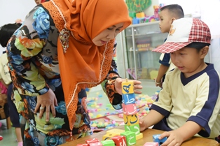 Surat Lyo Kado untuk Istri Bupati